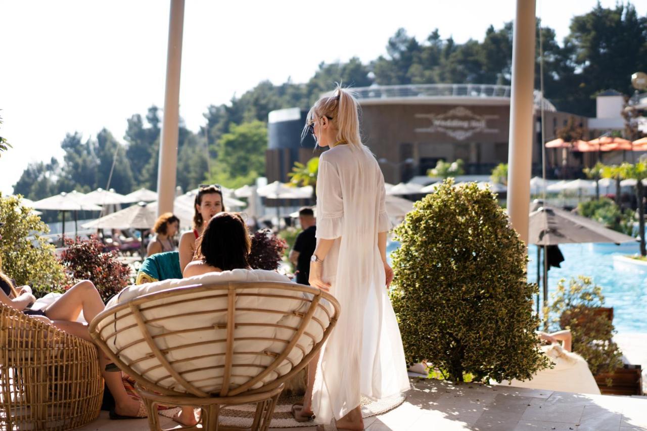 Select Hill Resort Linze Exterior foto