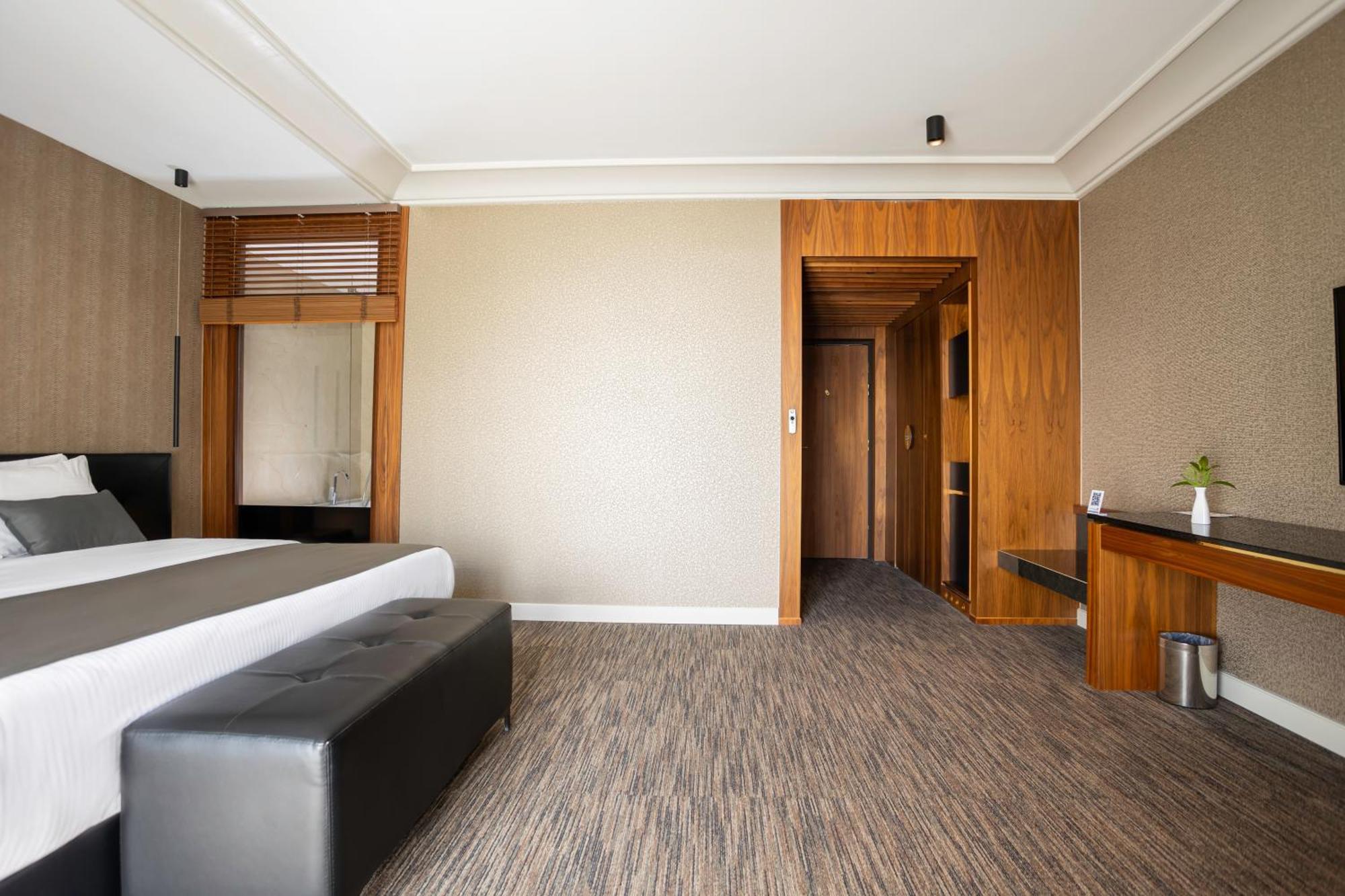 Select Hill Resort Linze Exterior foto