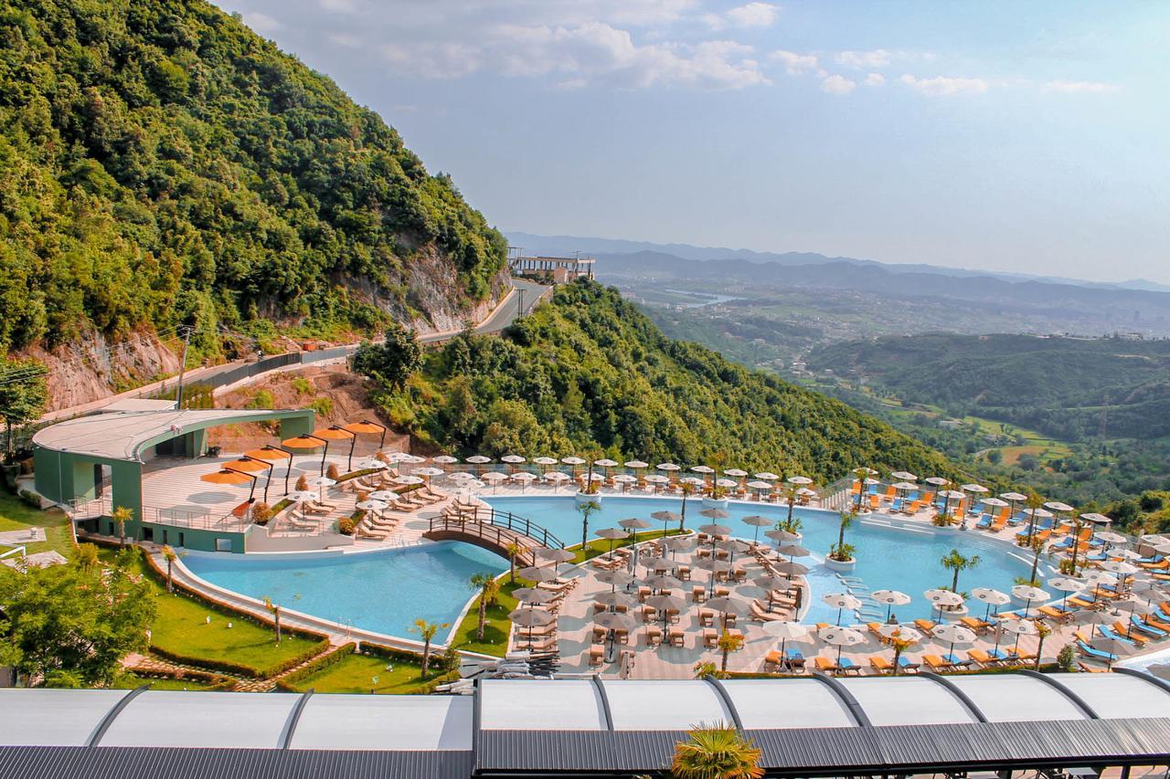 Select Hill Resort Linze Exterior foto